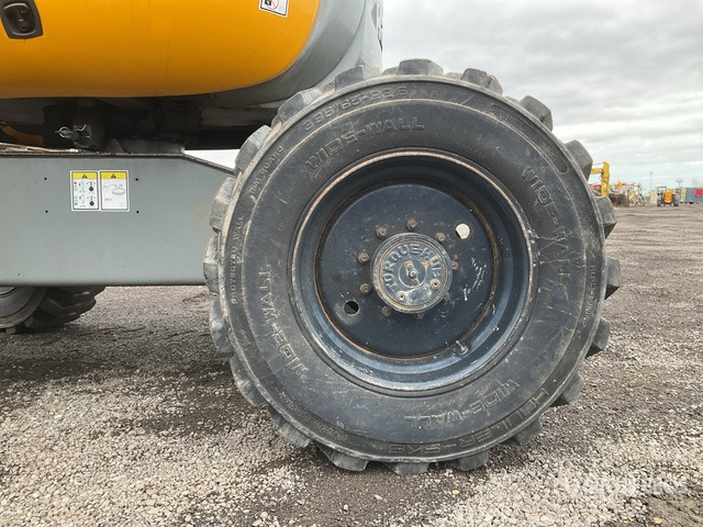 2007 Haulotte HA16PXNT 4WD Diesel Articulating Boom Lift - Коленчатый подъемник: фото 5 2007 Haulotte HA16PXNT 4WD Diesel Articulating Boom Lift - Коленчатый подъемник: фото 5