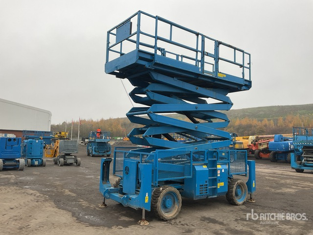 2013 Genie GS5390 4x4 Diesel Scissor Lift - Ножничный подъемник: фото 2 2013 Genie GS5390 4x4 Diesel Scissor Lift - Ножничный подъемник: фото 2