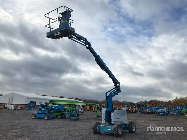 2014 Genie Z34/22 4WD Diesel Articulating Boom Lift - Коленчатый подъемник: фото 1 2014 Genie Z34/22 4WD Diesel Articulating Boom Lift - Коленчатый подъемник: фото 1