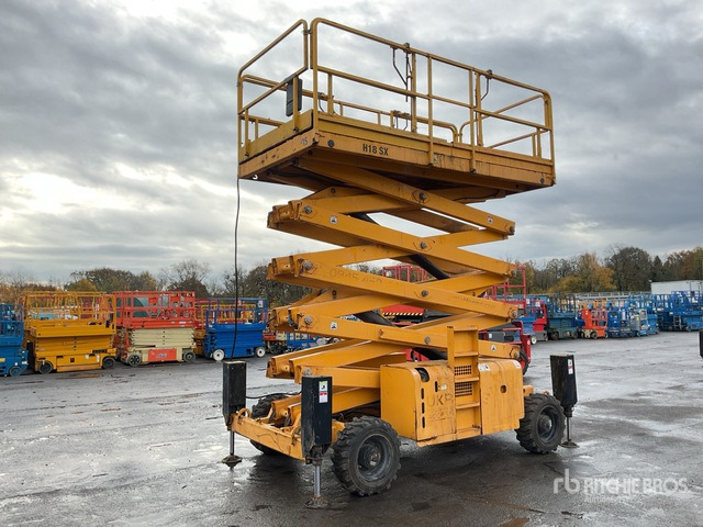 2014 Haulotte H18SDX 4x4 Diesel Scissor Lift - Ножничный подъемник: фото 2 2014 Haulotte H18SDX 4x4 Diesel Scissor Lift - Ножничный подъемник: фото 2