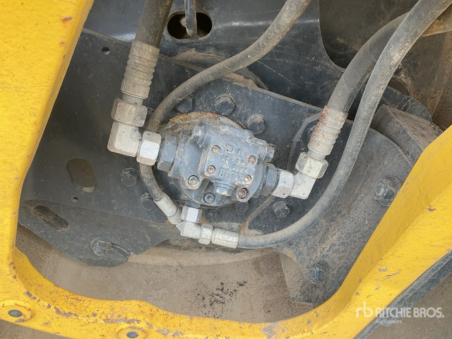 2015 Bomag BW151AD-5 Double Drum Roller - Дорожный каток: фото 5 2015 Bomag BW151AD-5 Double Drum Roller - Дорожный каток: фото 5