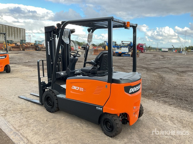 2023 Doosan B30X-7 PLUS 3000 kg (Unused) Electric Forklift - Электропогрузчик: фото 3 2023 Doosan B30X-7 PLUS 3000 kg (Unused) Electric Forklift - Электропогрузчик: фото 3