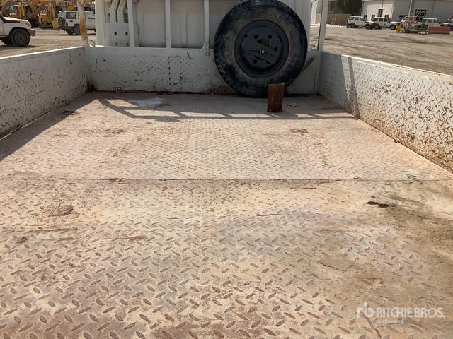 2010 Mitsubishi Canter 4x2 Crew Cab Flatbed Truck - Грузовик бортовой/ Платформа: фото 5 2010 Mitsubishi Canter 4x2 Crew Cab Flatbed Truck - Грузовик бортовой/ Платформа: фото 5