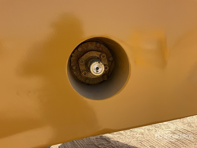 2012 Cat 740B Articulated Dump Truck - Сочленённый самосвал: фото 5 2012 Cat 740B Articulated Dump Truck - Сочленённый самосвал: фото 5