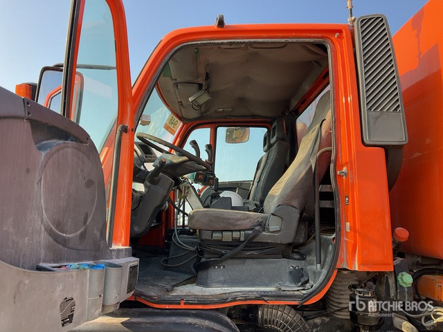 2012 Mercedes-Benz Unimog 500 Solar Panel Cleaning Truck :Misc. Truck - Подметально-уборочная машина: фото 5 2012 Mercedes-Benz Unimog 500 Solar Panel Cleaning Truck :Misc. Truck - Подметально-уборочная машина: фото 5