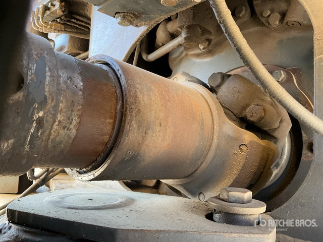 2015 Komatsu HM400-3 Articulated Dump Truck - Сочленённый самосвал: фото 5 2015 Komatsu HM400-3 Articulated Dump Truck - Сочленённый самосвал: фото 5