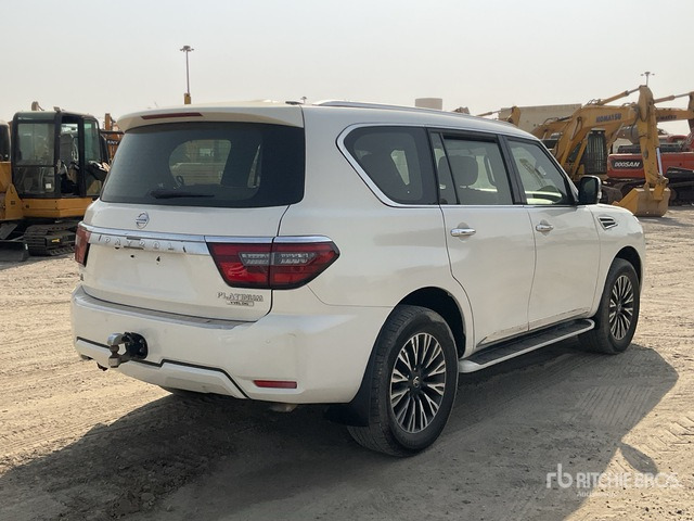 2015 Nissan Patrol Platinum 4x4 SUV - Внедорожник: фото 3 2015 Nissan Patrol Platinum 4x4 SUV - Внедорожник: фото 3