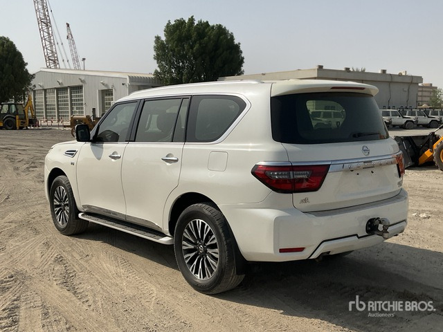 2015 Nissan Patrol Platinum 4x4 SUV - Внедорожник: фото 4 2015 Nissan Patrol Platinum 4x4 SUV - Внедорожник: фото 4