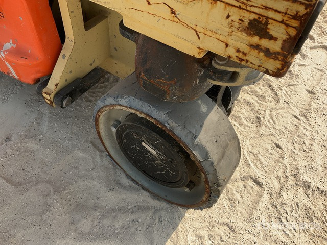 2016 JLG 1930 ES Electric Scissor Lift - Ножничный подъемник: фото 4 2016 JLG 1930 ES Electric Scissor Lift - Ножничный подъемник: фото 4