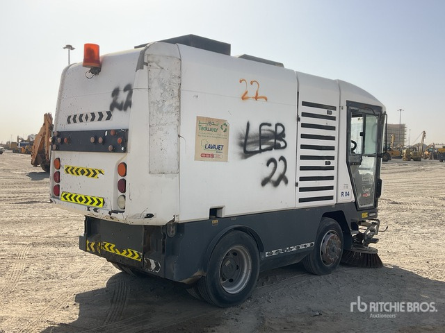 2016 Ravo STH 540 Sweeper Truck - Подметально-уборочная машина: фото 3 2016 Ravo STH 540 Sweeper Truck - Подметально-уборочная машина: фото 3