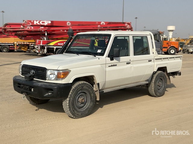 2016 Toyota Land Cruiser 79L 4x4 Crew Cab Pickup - Косилка-измельчитель/ Мульчер: фото 1 2016 Toyota Land Cruiser 79L 4x4 Crew Cab Pickup - Косилка-измельчитель/ Мульчер: фото 1