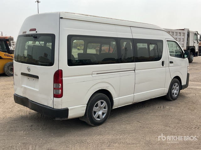 2018 Toyota Hiace 4x2 15-Seat Mini Bus - Микроавтобус, Пассажирский фургон: фото 3 2018 Toyota Hiace 4x2 15-Seat Mini Bus - Микроавтобус, Пассажирский фургон: фото 3