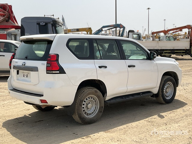 2018 Toyota Prado TX 150L 4x4 SUV - Внедорожник: фото 3 2018 Toyota Prado TX 150L 4x4 SUV - Внедорожник: фото 3