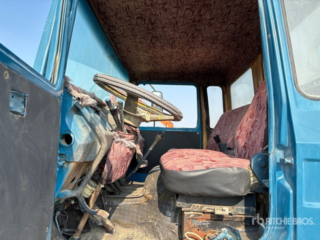 Iveco 110-17 Flatbed Truck with Crane - Грузовик бортовой/ Платформа, Автоманипулятор: фото 4 Iveco 110-17 Flatbed Truck with Crane - Грузовик бортовой/ Платформа, Автоманипулятор: фото 4