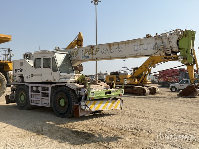 Kato KR25H-V Rough Terrain Crane - Короткобазный кран: фото 1 Kato KR25H-V Rough Terrain Crane - Короткобазный кран: фото 1