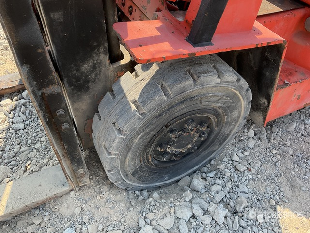 Toyota 02-5FD25 Forklift - Дизельный погрузчик: фото 4 Toyota 02-5FD25 Forklift - Дизельный погрузчик: фото 4