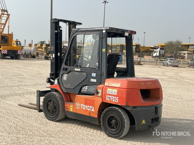 Toyota 02-7FD35 Forklift - Вилочный погрузчик: фото 3 Toyota 02-7FD35 Forklift - Вилочный погрузчик: фото 3