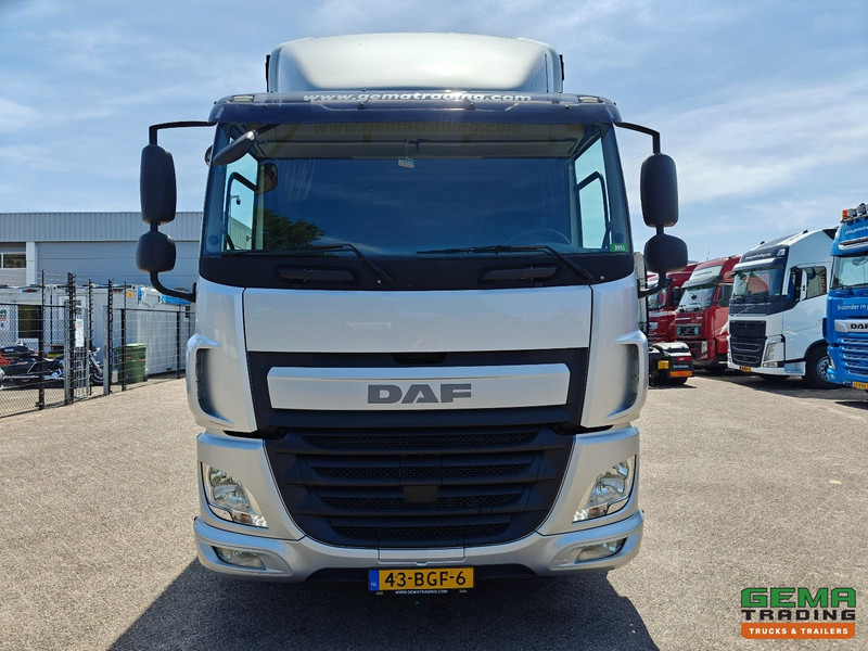 Тентованный грузовик DAF CF 400 FAN 6x2/4 SpaceCab Euro6A - Schuifzeilenbak 7.7m + Laadklep 2000kg - HH Vloer - AanhangerKoppeling: фото 7