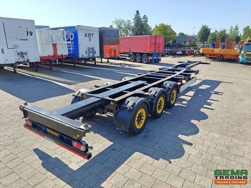 Kögel PORT 40 SIMPLEX 20 3-Assen SAF - Schijfremmen - 20/30/40FT Aansluiting - Achterschuiver - Полуприцеп-контейнеровоз/ Сменный кузов: фото 2 Kögel PORT 40 SIMPLEX 20 3-Assen SAF - Schijfremmen - 20/30/40FT Aansluiting - Achterschuiver - Полуприцеп-контейнеровоз/ Сменный кузов: фото 2