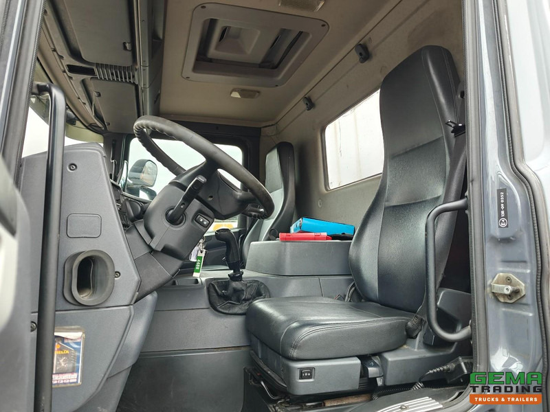 Scania P230 4x2 Dagcab Euro3 - Open LaadBak 5.9M + Effer 115CL/3S - RadioGrafisch - HH Vloer - 09/2026 APK - Грузовик бортовой/ Платформа, Автоманипулятор: фото 5 Scania P230 4x2 Dagcab Euro3 - Open LaadBak 5.9M + Effer 115CL/3S - RadioGrafisch - HH Vloer - 09/2026 APK - Грузовик бортовой/ Платформа, Автоманипулятор: фото 5