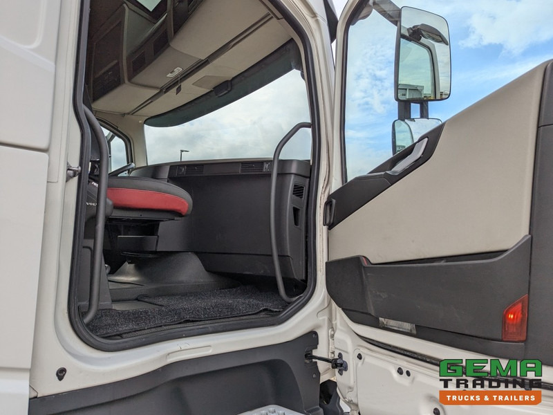 Тягач Volvo FH420 4x2 Euro6 FH420 4x2 Globetrotter Euro6 - XLOW / Mega - VEB+ - Double Tanks - Air Suspension (T1539): фото 11