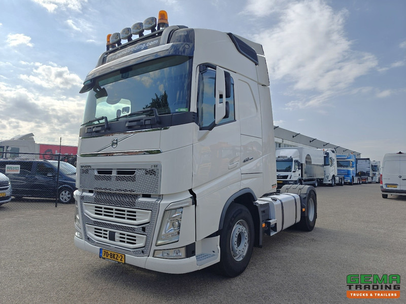 Volvo FH460 4x2 Globetrotter Euro6C - Hydrauliek - WeegSysteem - Navi - SMARTtachoV2 - Тягач: фото 1 Volvo FH460 4x2 Globetrotter Euro6C - Hydrauliek - WeegSysteem - Navi - SMARTtachoV2 - Тягач: фото 1