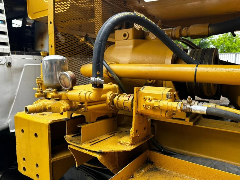Буровая машина Mercedes-Benz 2028 4X4 DRILLING RIG WIRTH 250M IR AIR COMPRESSOR: фото 9