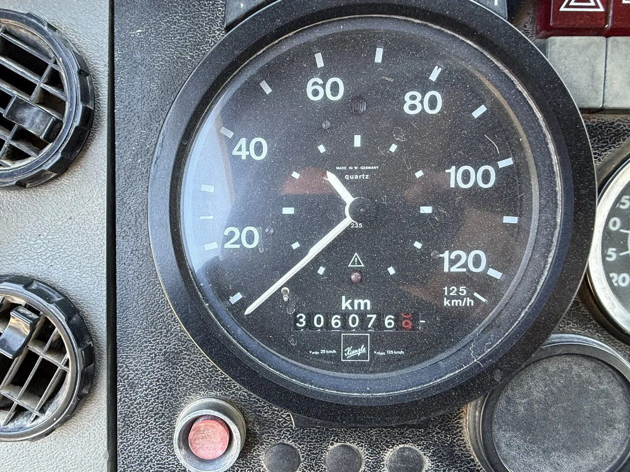 Самосвал Renault G230 4X2 Tipper Spring/Spring Manual Gearbox: фото 14