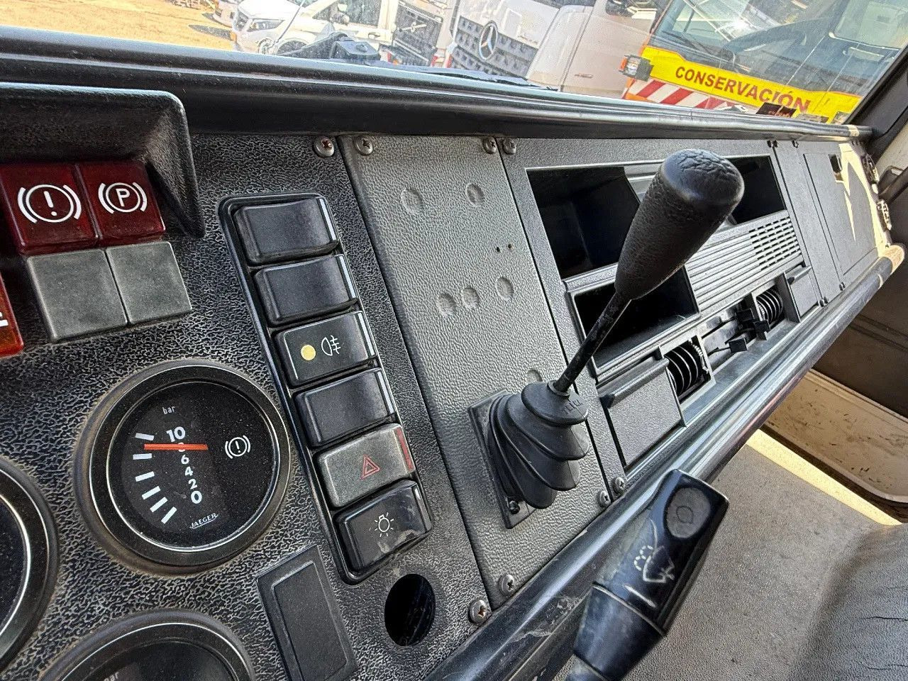 Самосвал Renault G230 4X2 Tipper Spring/Spring Manual Gearbox: фото 15