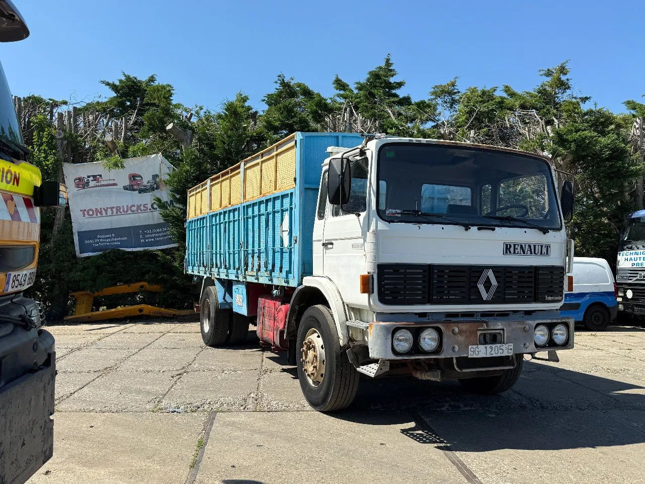 Самосвал Renault G230 4X2 Tipper Spring/Spring Manual Gearbox: фото 18