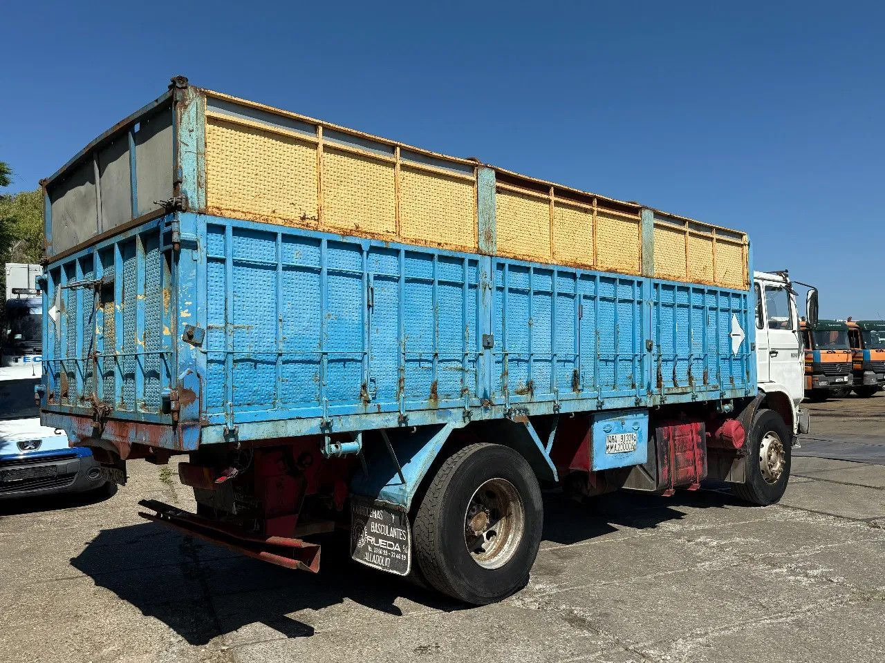 Самосвал Renault G230 4X2 Tipper Spring/Spring Manual Gearbox: фото 21
