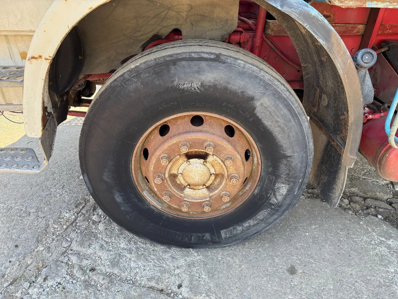 Самосвал Renault G230 4X2 Tipper Spring/Spring Manual Gearbox: фото 10