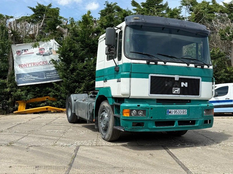 MAN 19.403 4X2 Tractor-unit Spring/Air ZF Manual Gear Low cabine - Тягач: фото 1 MAN 19.403 4X2 Tractor-unit Spring/Air ZF Manual Gear Low cabine - Тягач: фото 1