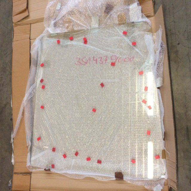 Front Glass Panel for Linde H20-30 - Стекло и запчасти для Погрузочно-разгрузочной техники: фото 1 Front Glass Panel for Linde H20-30 - Стекло и запчасти для Погрузочно-разгрузочной техники: фото 1