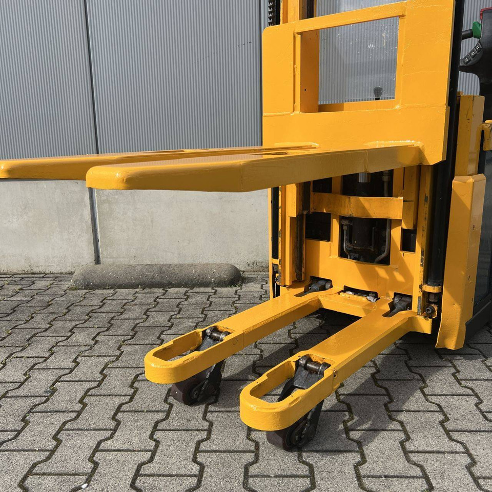 Jungheinrich EJC-Z16 - Штабелер: фото 3 Jungheinrich EJC-Z16 - Штабелер: фото 3