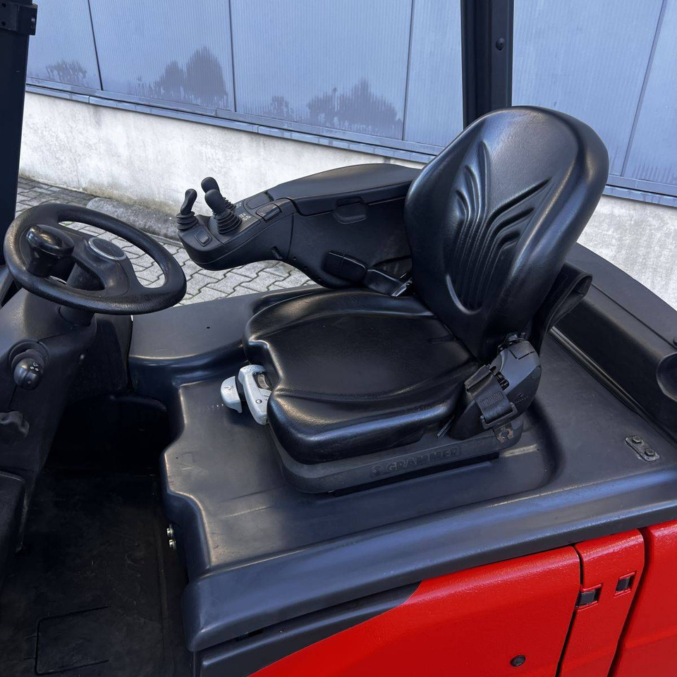 Linde E18 (386-02) EVO - Электропогрузчик: фото 3 Linde E18 (386-02) EVO - Электропогрузчик: фото 3