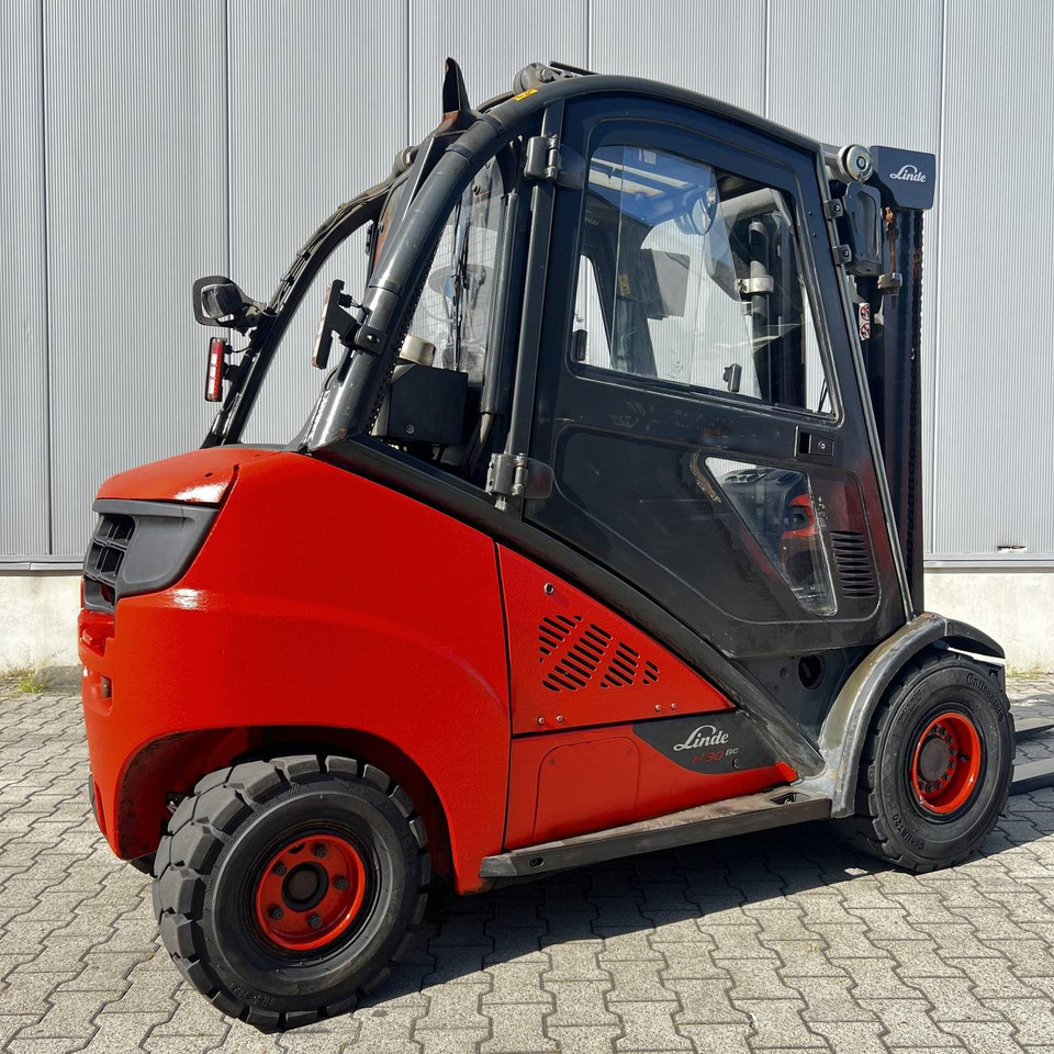 Linde H30D-02 (393) EVO - Дизельный погрузчик: фото 2 Linde H30D-02 (393) EVO - Дизельный погрузчик: фото 2