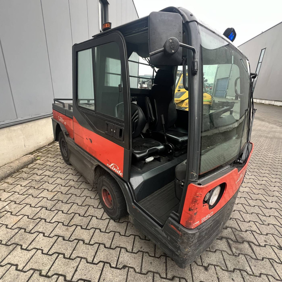Linde P250 SWB (127) - Складской тягач: фото 2 Linde P250 SWB (127) - Складской тягач: фото 2