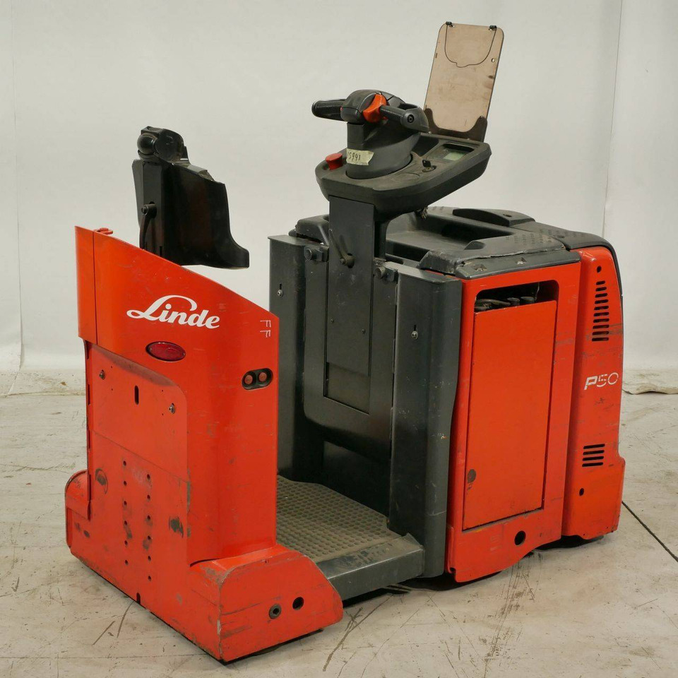 Linde P50C (1190) - Складской тягач: фото 2 Linde P50C (1190) - Складской тягач: фото 2