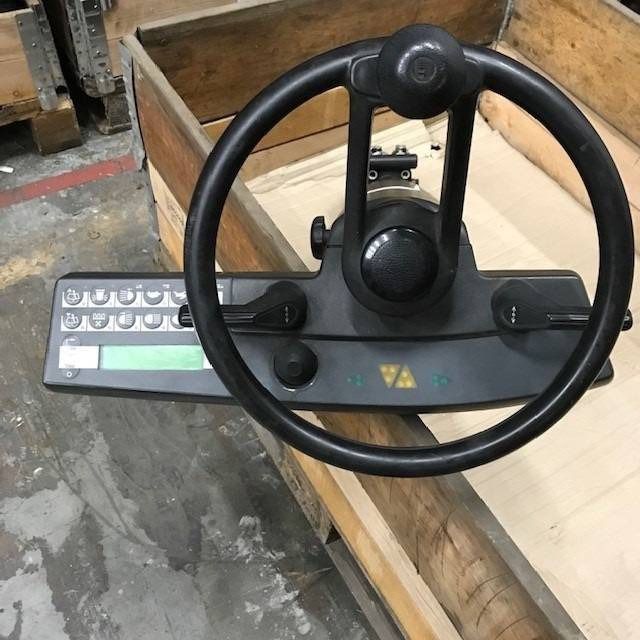 Multipilot with console for Still R60-18 - Рулевое управление для Погрузочно-разгрузочной техники: фото 2 Multipilot with console for Still R60-18 - Рулевое управление для Погрузочно-разгрузочной техники: фото 2