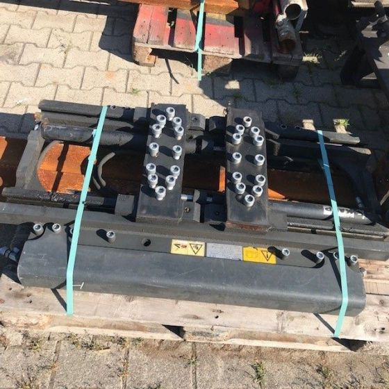 Kaup Fork positioner with sideshift - Навесное оборудование для Погрузочно-разгрузочной техники: фото 3 Kaup Fork positioner with sideshift - Навесное оборудование для Погрузочно-разгрузочной техники: фото 3