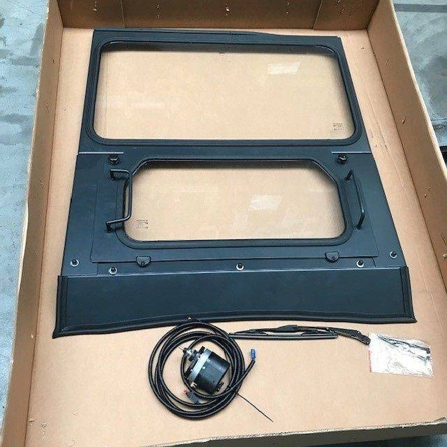 Rear panel for Komatsu - Стекло и запчасти для Погрузочно-разгрузочной техники: фото 1 Rear panel for Komatsu - Стекло и запчасти для Погрузочно-разгрузочной техники: фото 1