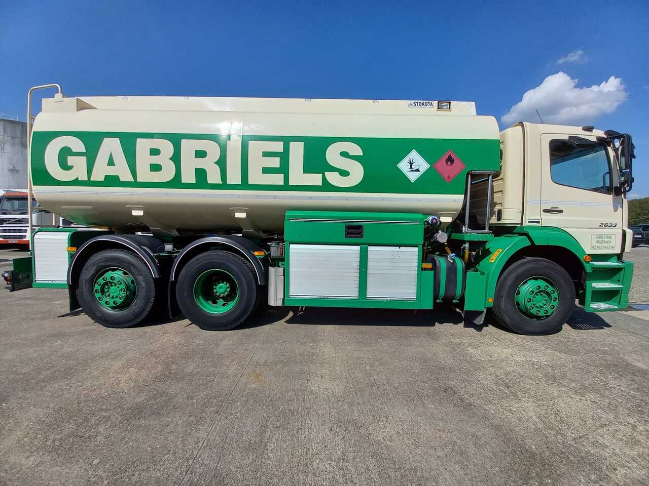 Грузовик-цистерна MERCEDES AXOR: фото 6