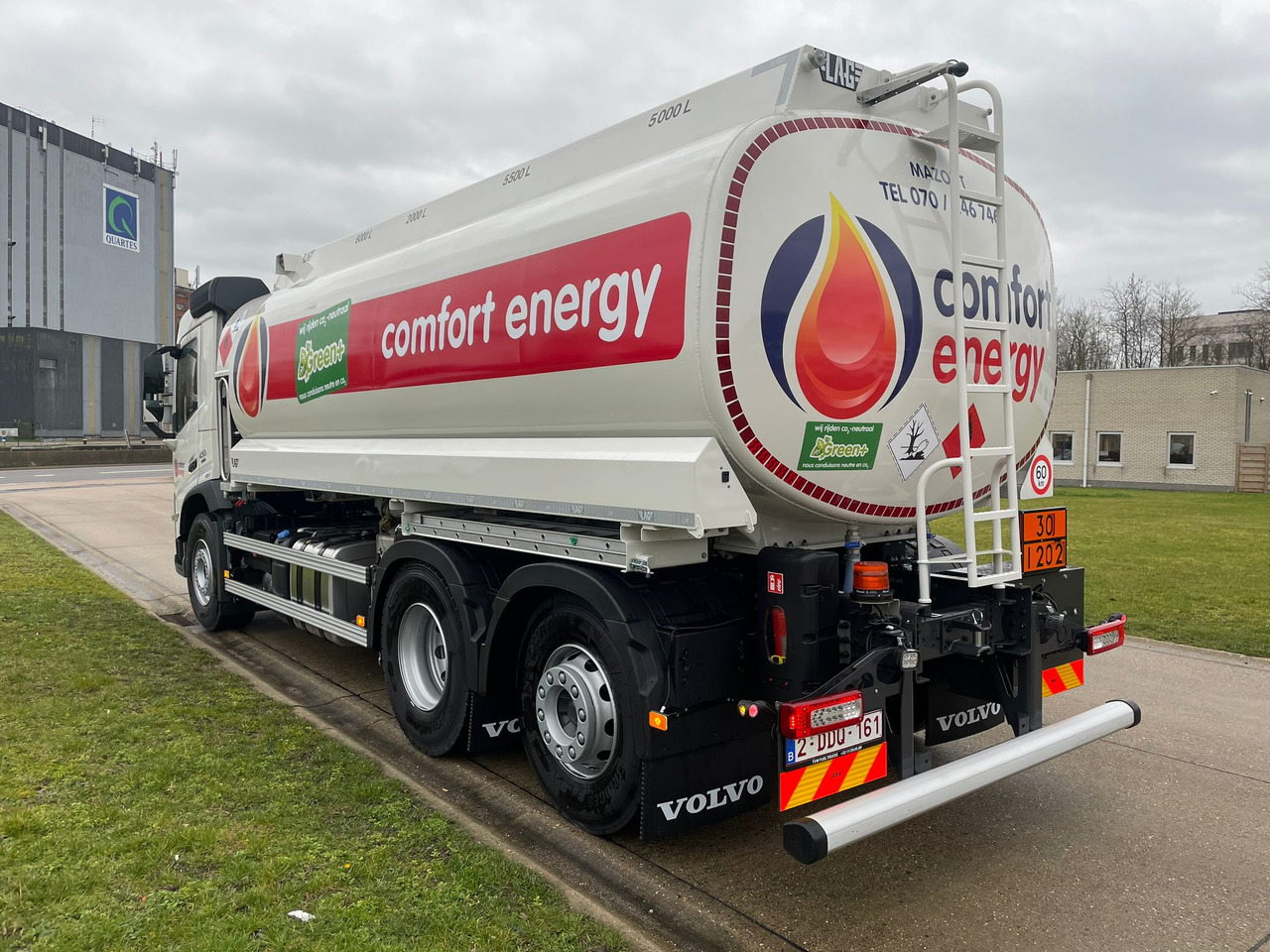 Грузовик-цистерна VOLVO FM: фото 6