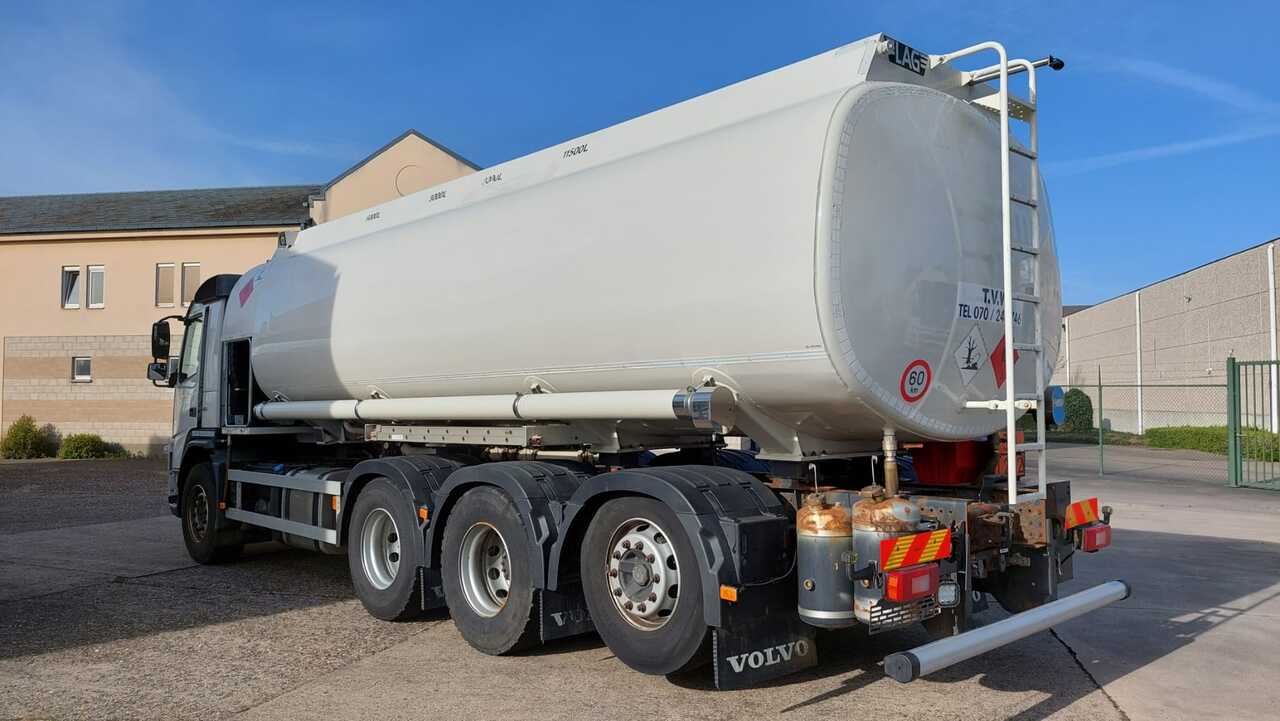 Грузовик-цистерна Volvo FMFH: фото 9
