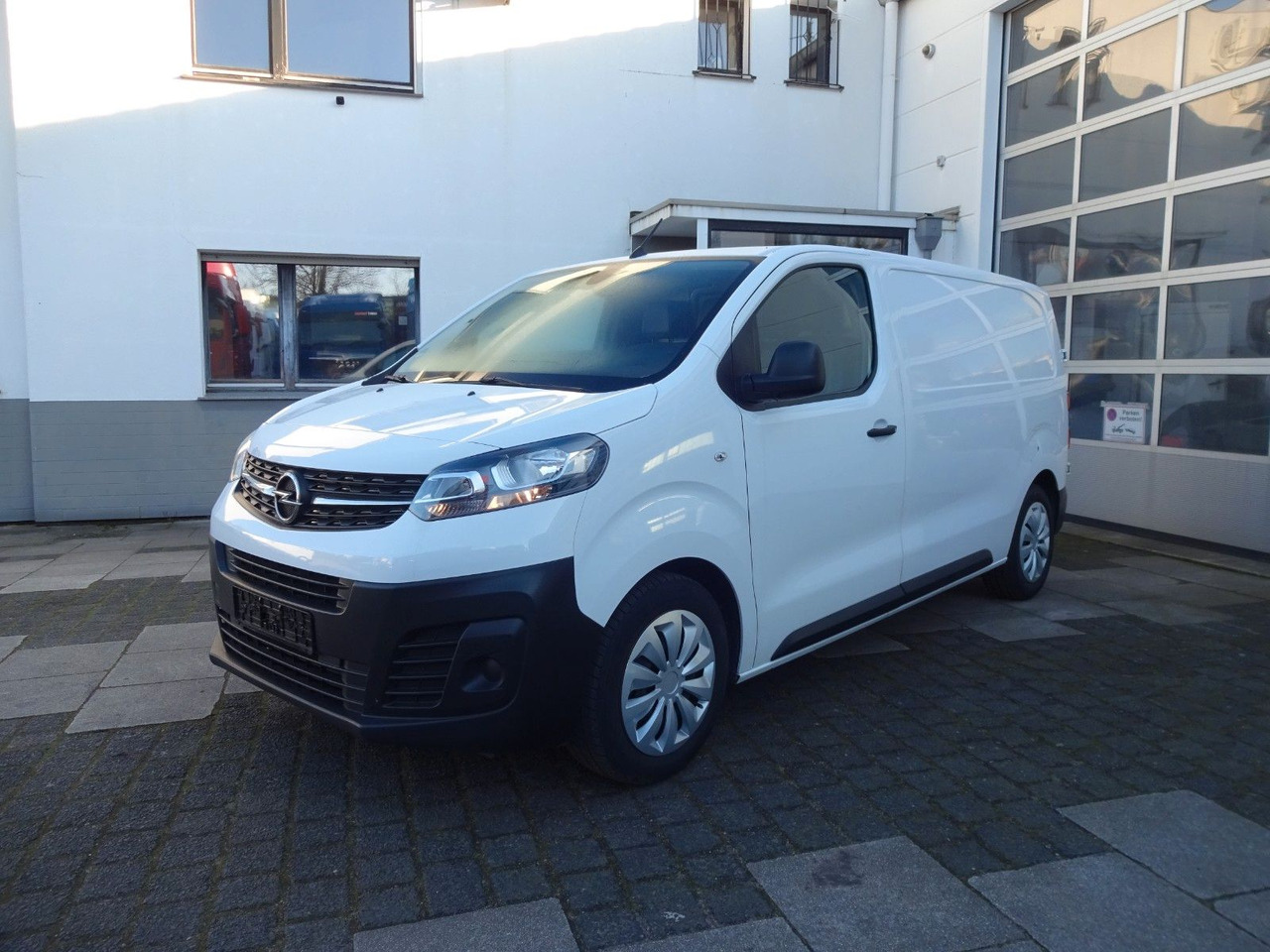 Opel 50 x Vivaro Kasten, L1H1, Klima, PDC, Tempomat - Легковой фургон: фото 3 Opel 50 x Vivaro Kasten, L1H1, Klima, PDC, Tempomat - Легковой фургон: фото 3