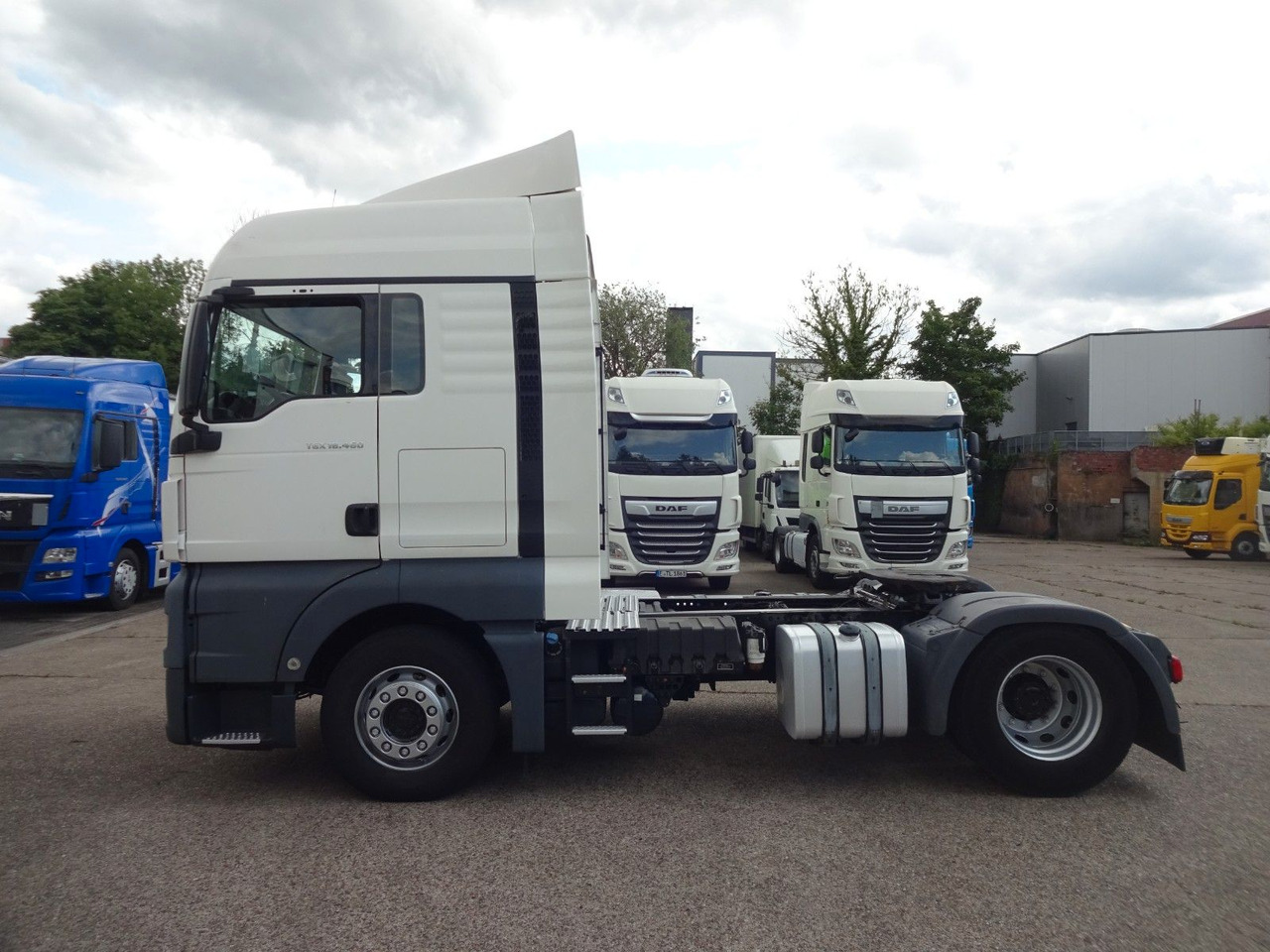 MAN TGX 18.460, XLX, Intarder, ACC - Тягач: фото 4 MAN TGX 18.460, XLX, Intarder, ACC - Тягач: фото 4