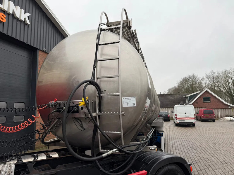 D-Tec Rolande Mestoplegger/Gülle/ Slurry 6m3 Borger Pomp - Полуприцеп-цистерна: фото 5 D-Tec Rolande Mestoplegger/Gülle/ Slurry 6m3 Borger Pomp - Полуприцеп-цистерна: фото 5