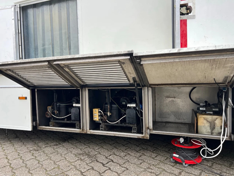 DAF LF 180 4X2 Verkoopopbouw/Verkaufsaufbau +Koeling Hydraulisch uitklapbaar - Торговый грузовик: фото 5 DAF LF 180 4X2 Verkoopopbouw/Verkaufsaufbau +Koeling Hydraulisch uitklapbaar - Торговый грузовик: фото 5
