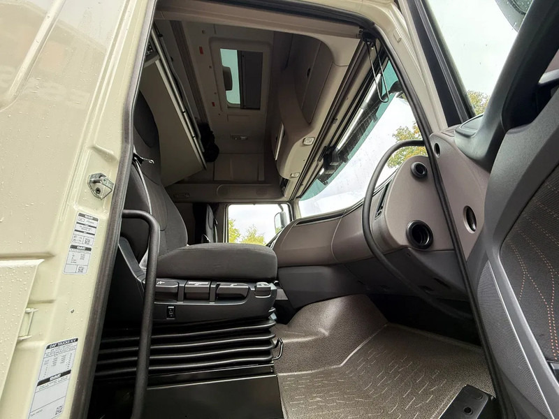 DAF XF 480 SSC Super Space 2x tank LED 348.190KM NL Truck - Тягач: фото 5 DAF XF 480 SSC Super Space 2x tank LED 348.190KM NL Truck - Тягач: фото 5